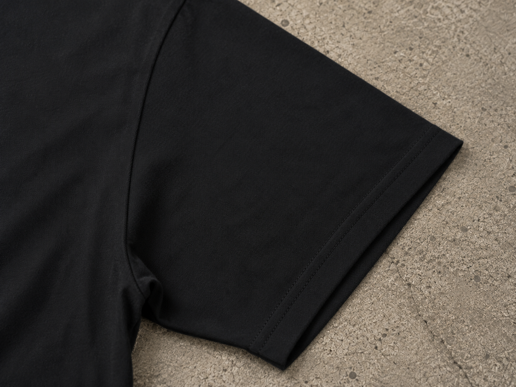 "Clash Royale Keep Distance" T-Shirt